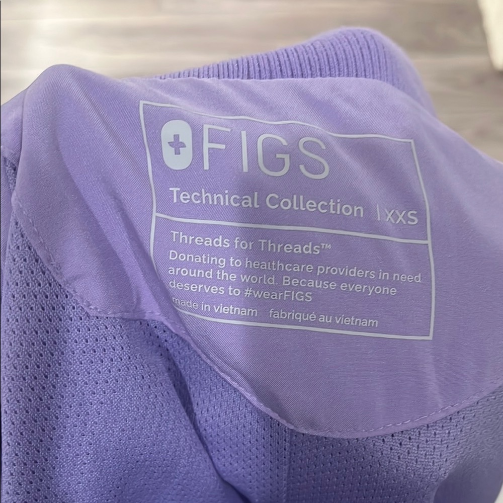 Figs scrub jacket - Picture 2 of 5